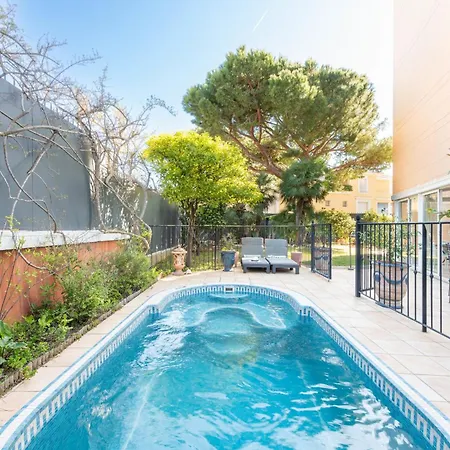 3-br With Private Pool & Sea View