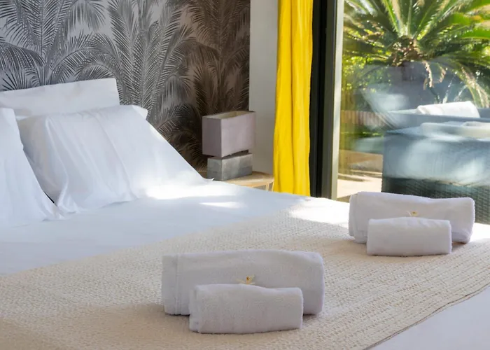 アパート 3-br With Private Pool & Sea View *