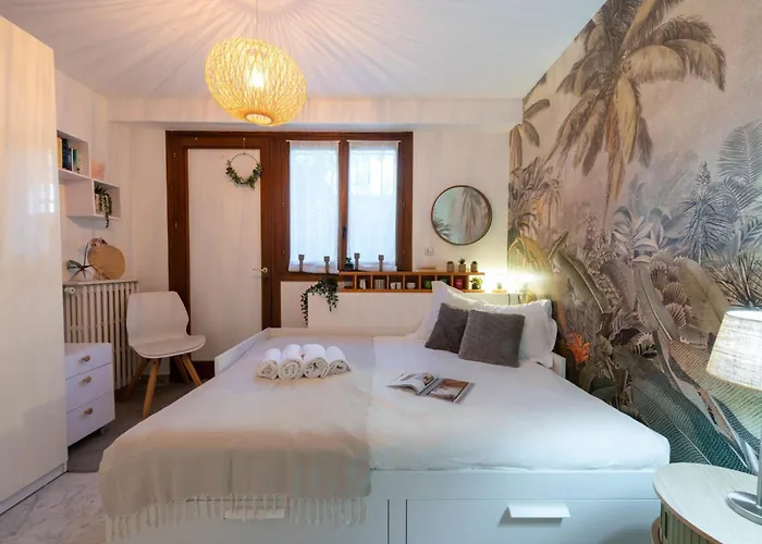 3-br With Private Pool & Sea View *