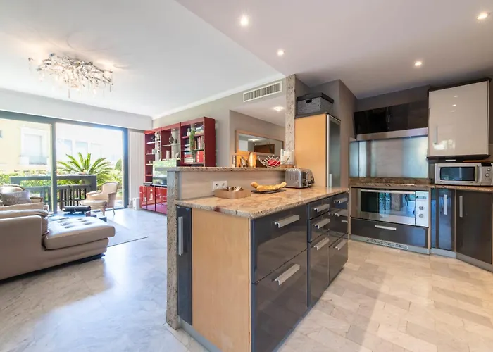 アパート 3-br With Private Pool & Sea View