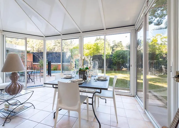 アパート 3-br With Private Pool & Sea View カンヌ