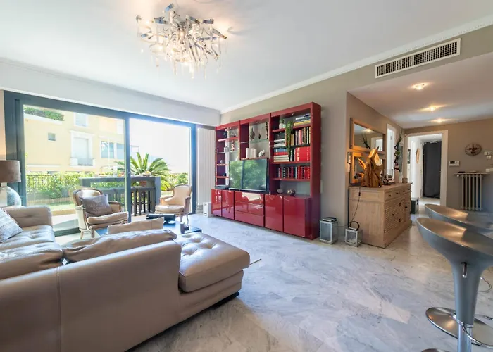 3-br With Private Pool & Sea View アパート *