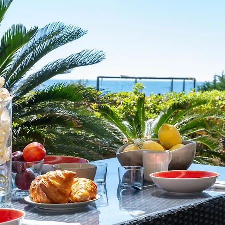 Апартаменты 3-br With Private Pool & Sea View